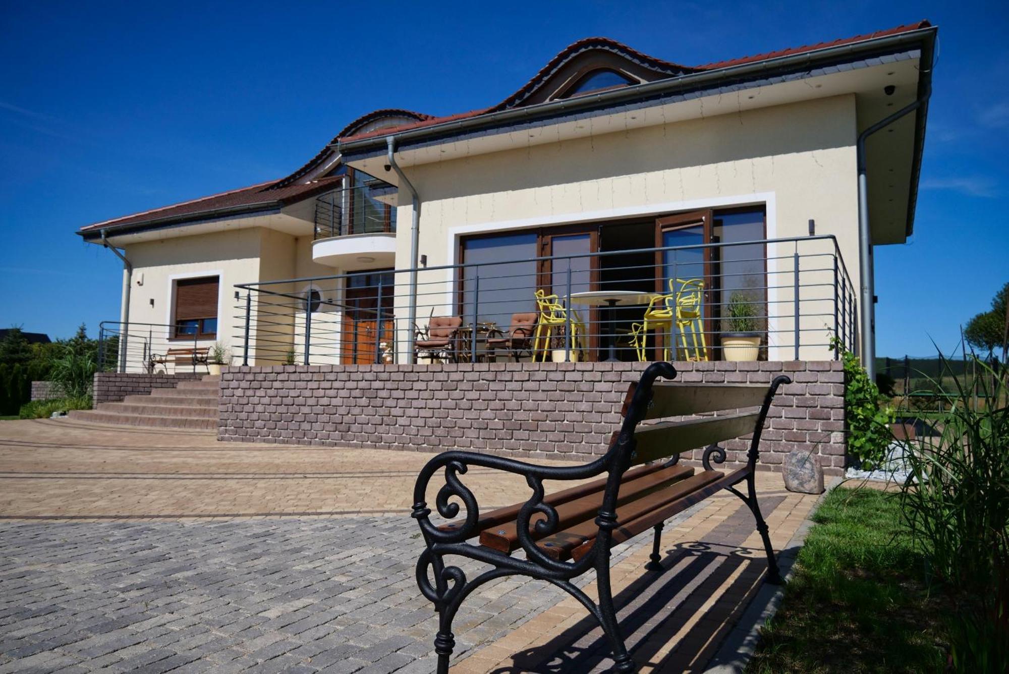 Villa Pro Musica - Opcja Sniadania เลบอร์ค ภายนอก รูปภาพ